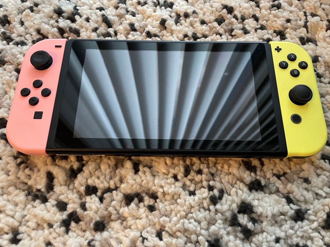 Nintendo Switch 本体 ピンク/イエロー　箱付き