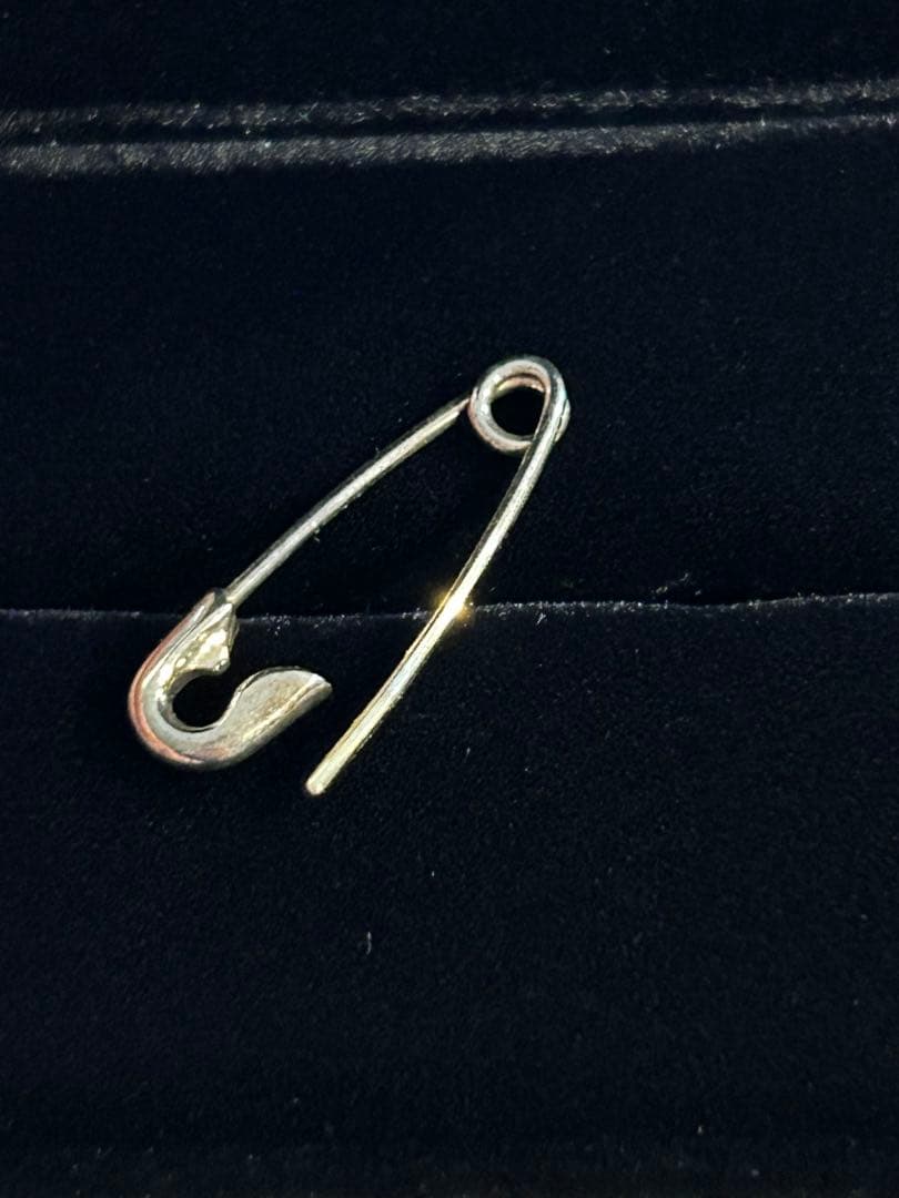 ジャスティンデイビス　SICK BOY/SAFETY PIN ピアス