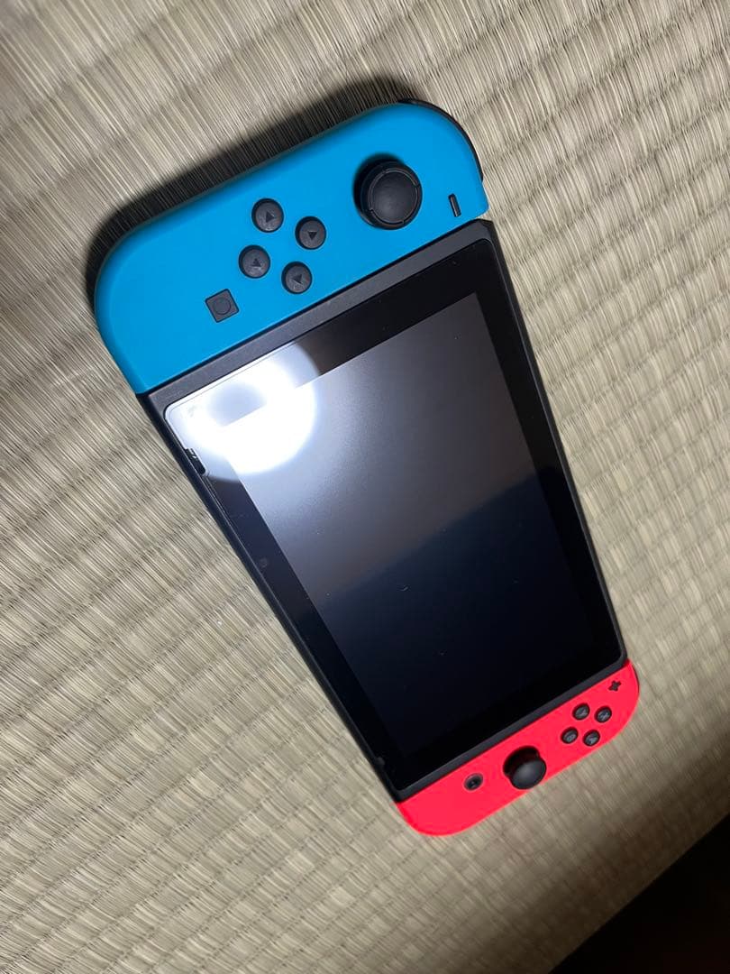 Nintendo Switch 箱あり完品青と赤 Joy-Con 桃太郎電鉄付き