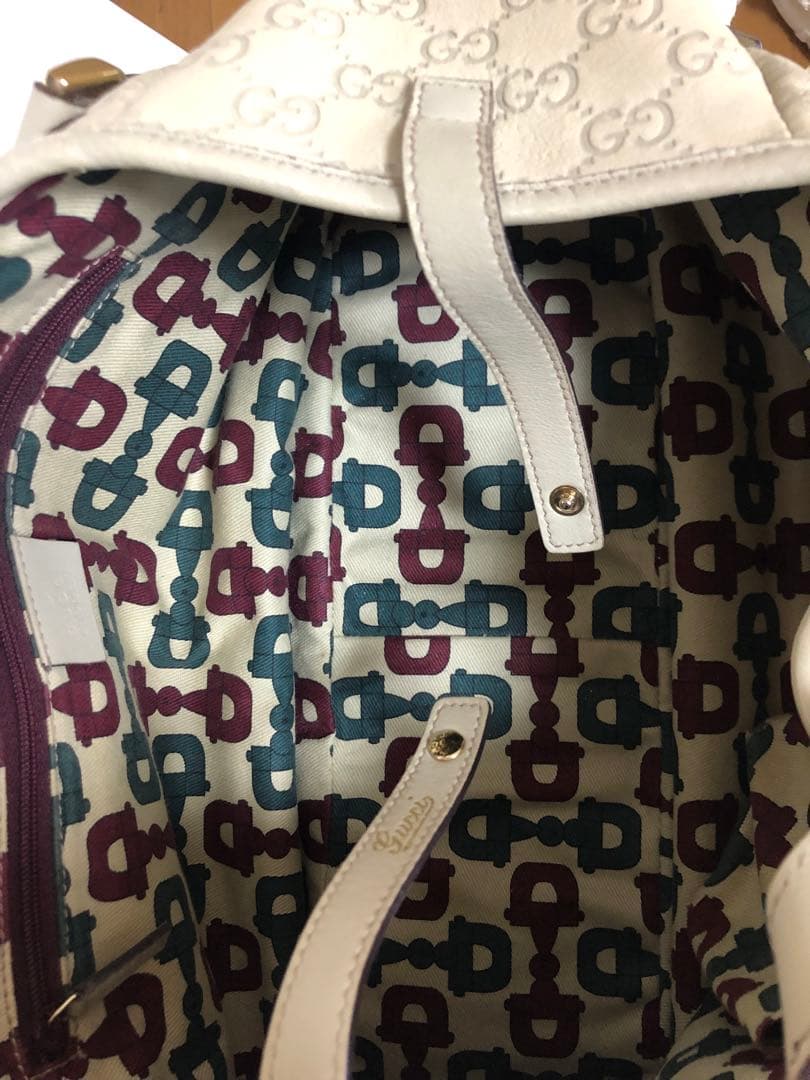 GUCCI ロゴ入りハンドバック