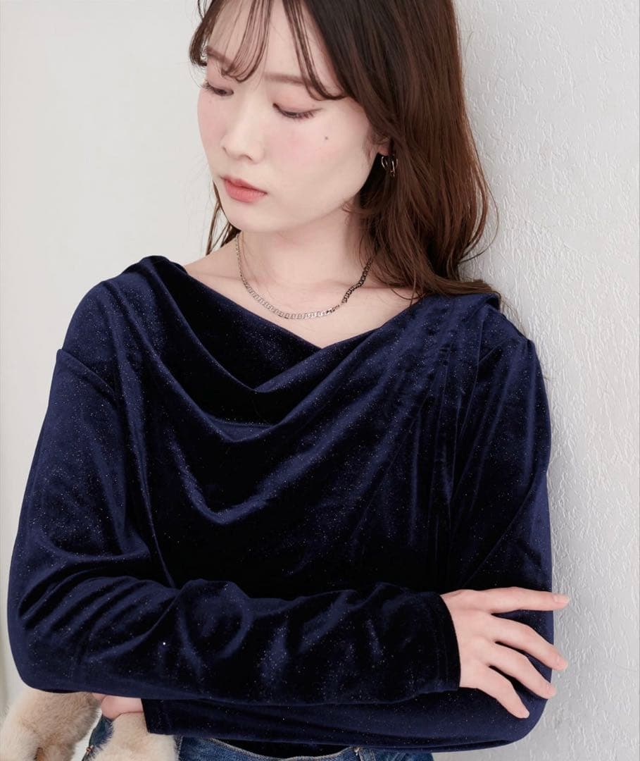 natural couture ラメベロアドレーププルオーバー
