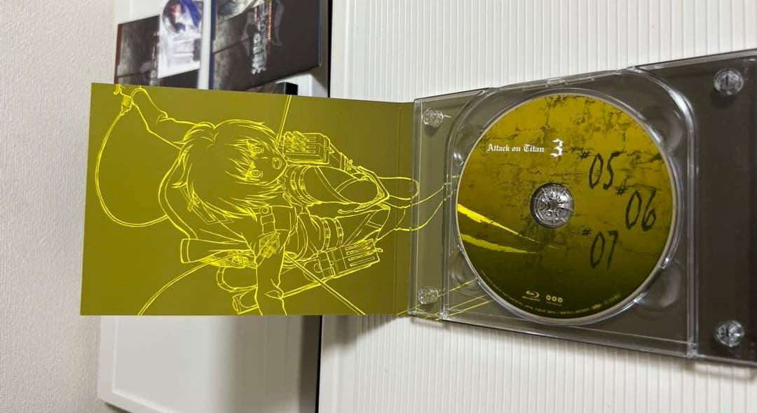 進撃の巨人のdvd（1.2.3巻）初回限定版