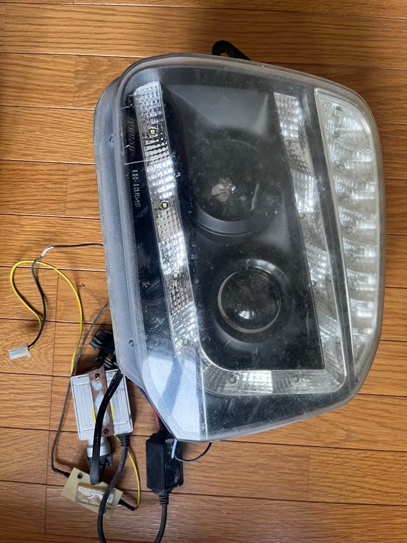jb23ジムニー、スモークテールランプとLEDヘッドライトセット