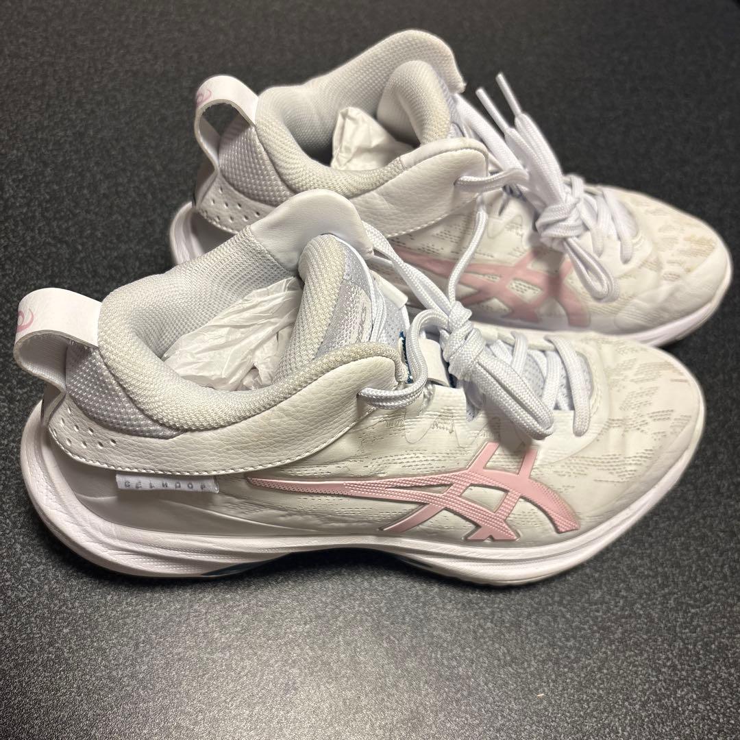 asics バスケットシューズ