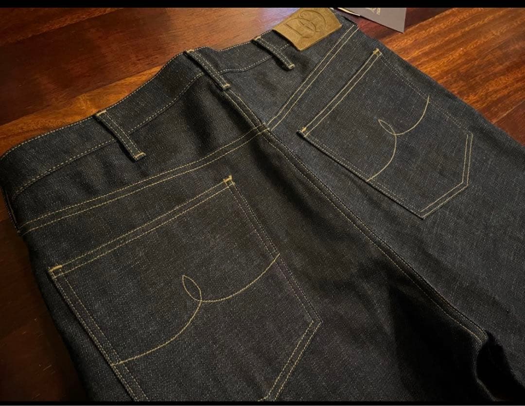 【ウィリアム】ドレスヒッピーデニムパンツ新品タグ付き