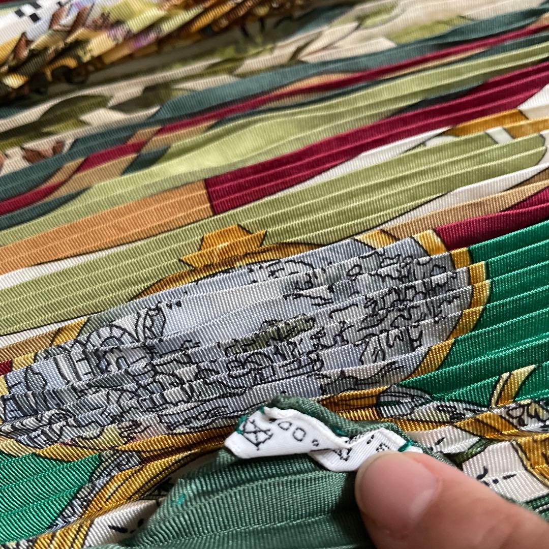 レア　エルメス　プリーツスカーフ　時の輪舞