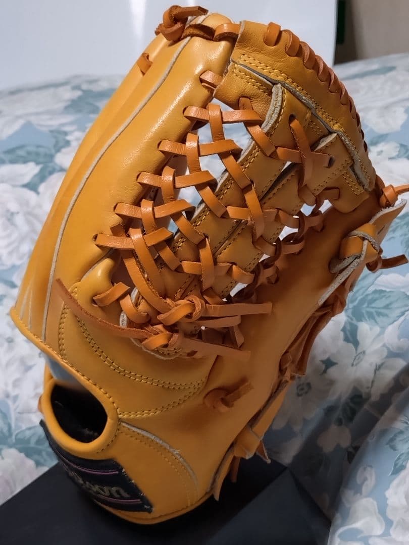 Wilson RGTKL 田中賢介モデル 軟式内野手用グラブ
