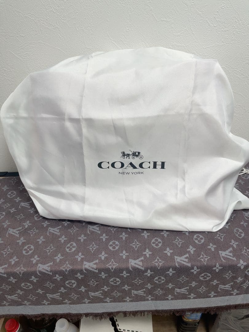 coach トートバッグショルダー付き　RED 大容量