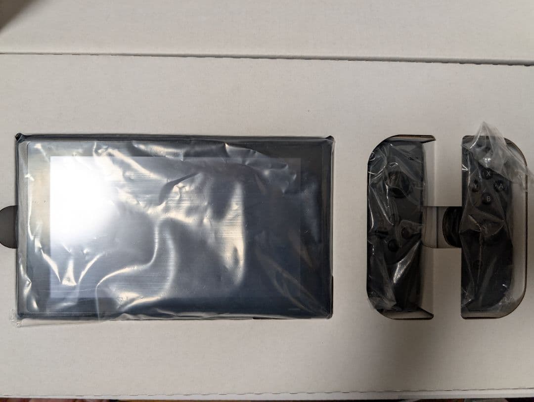 Nintendo Switch本体＋付属品＋追加ジョイコンセット【箱つき】