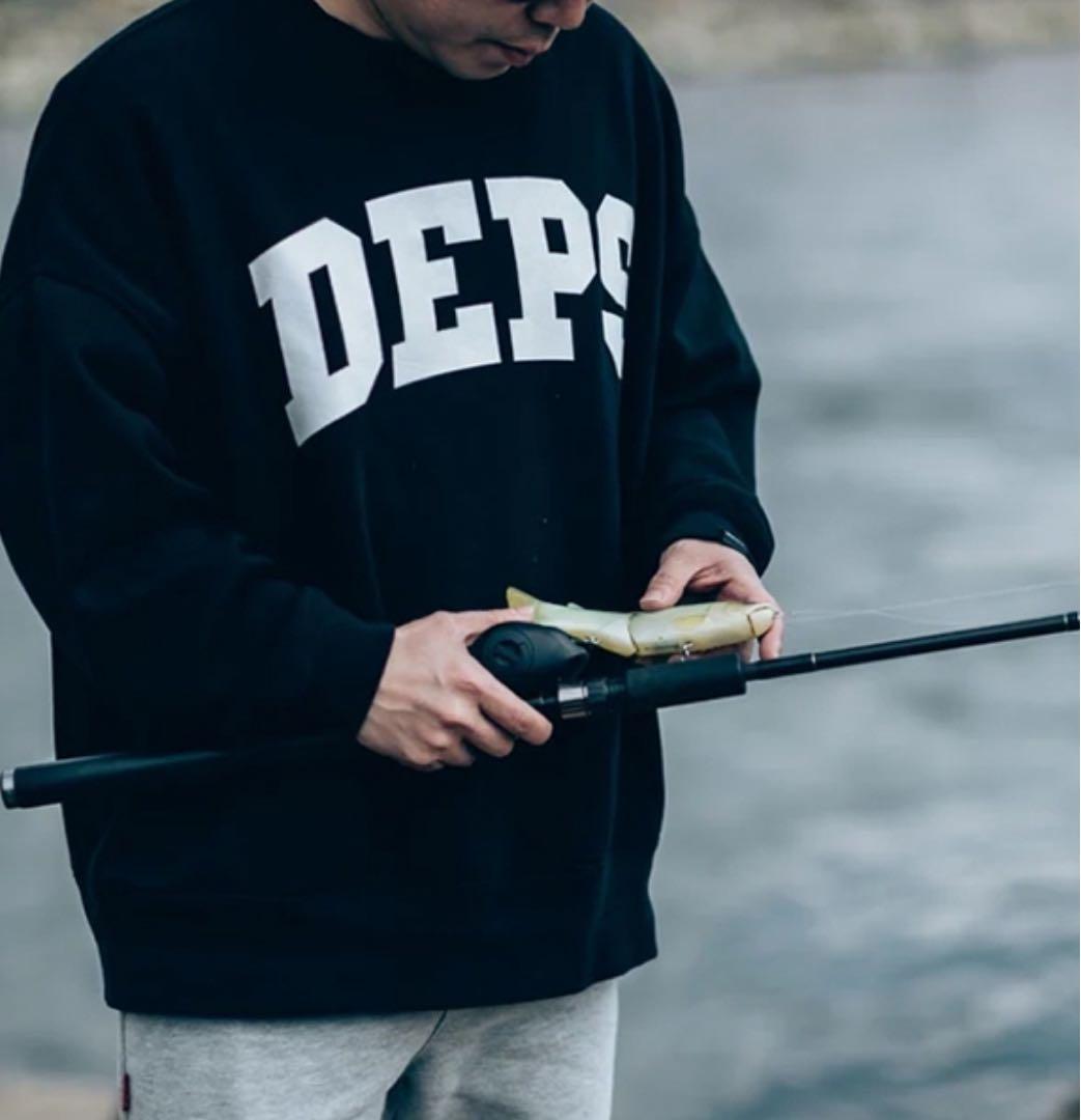 ウェア deps ARCH LOGO BIG SWEAT SHIRT