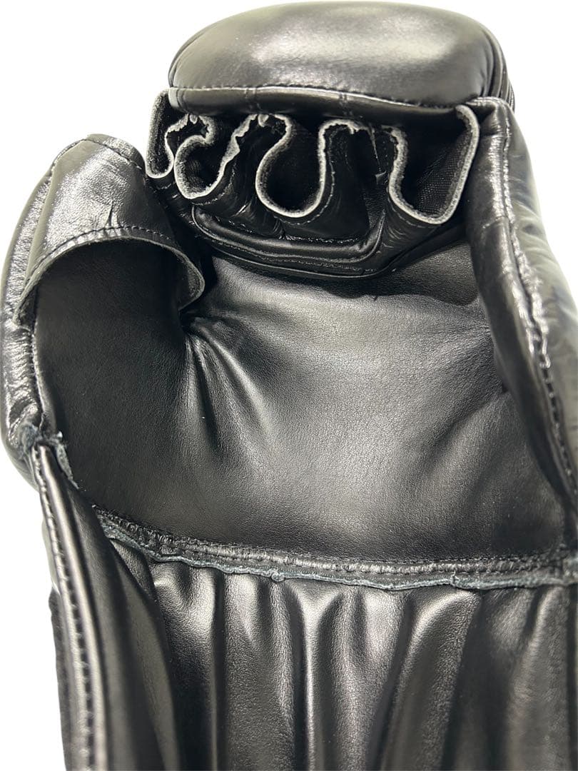 GRIT BOXING & WRESTLING BIG CUSHION グローブ