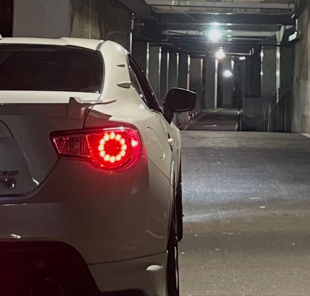 【廃盤】TOYOTA 86 US仕様 テールランプ　レッド　　　BRZ zn6
