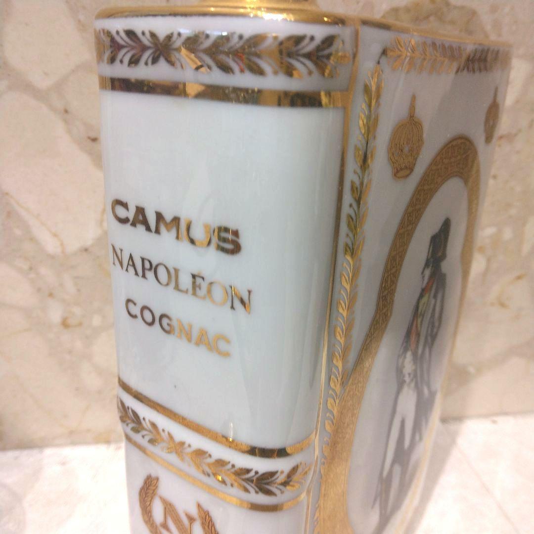 ♦CAMUS カミュ　ナポレオンブック型 コニャック 本型ボトル　未使用