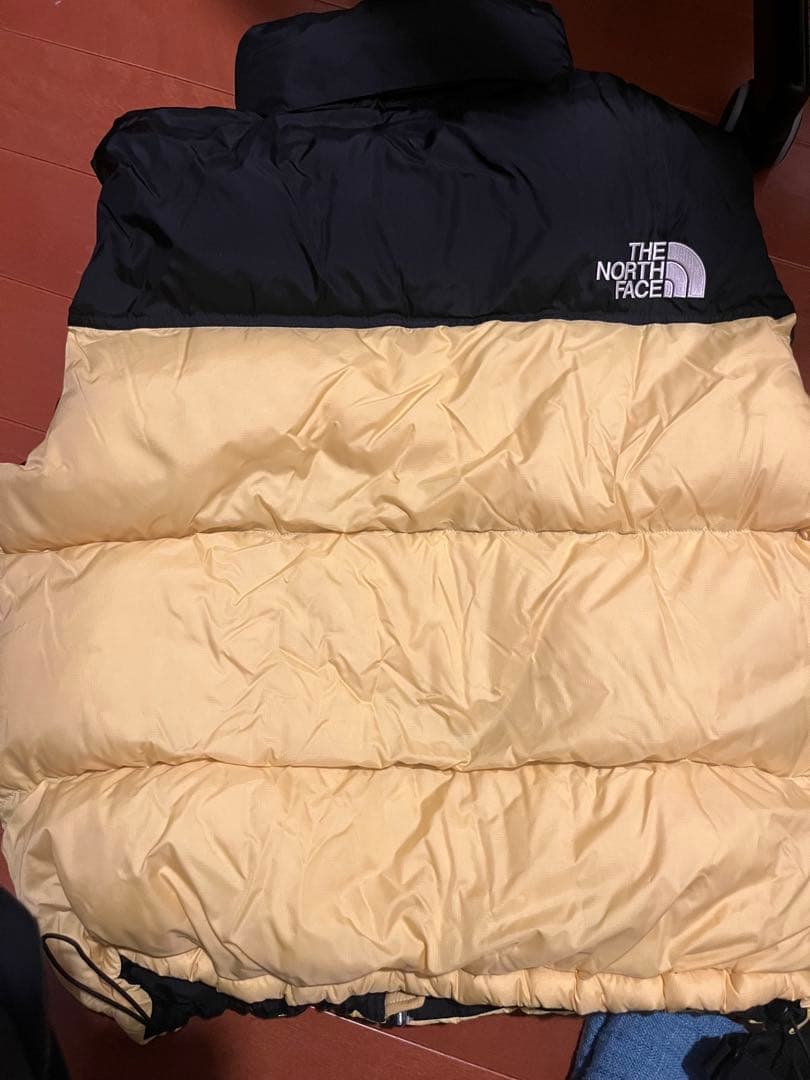 Y*U様 【美品】THE NORTH FACE ヌプシ ダウンベスト L 黒/黄