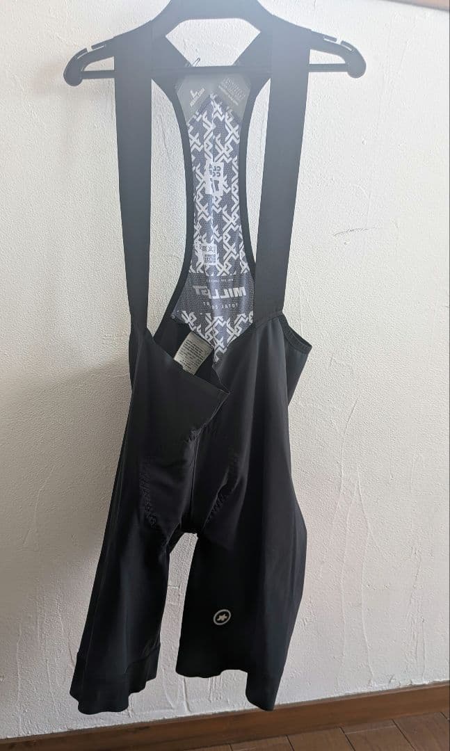 ASSOS MILLE GT ビブショーツ ブラック