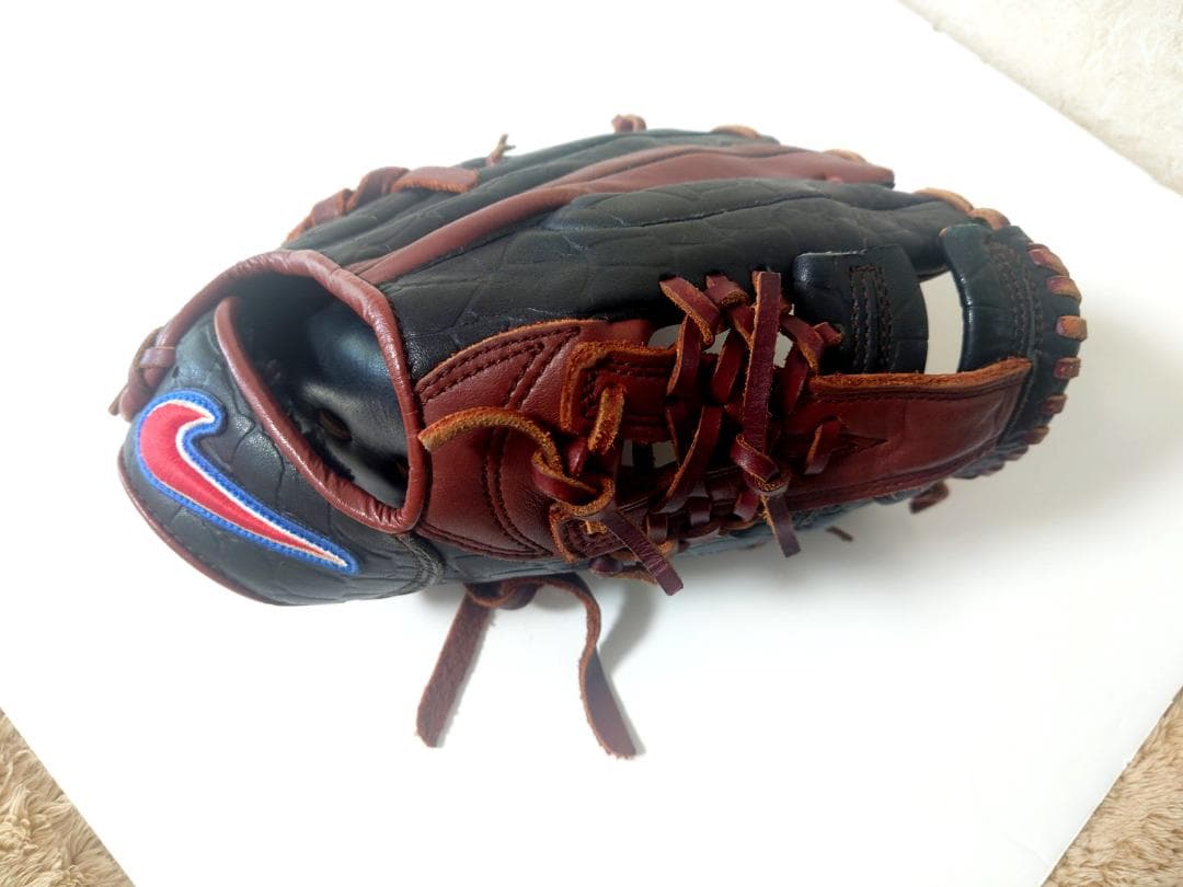NIKE × 岩村明憲 モデル クロコ 少年内野用 軟式 T25050710