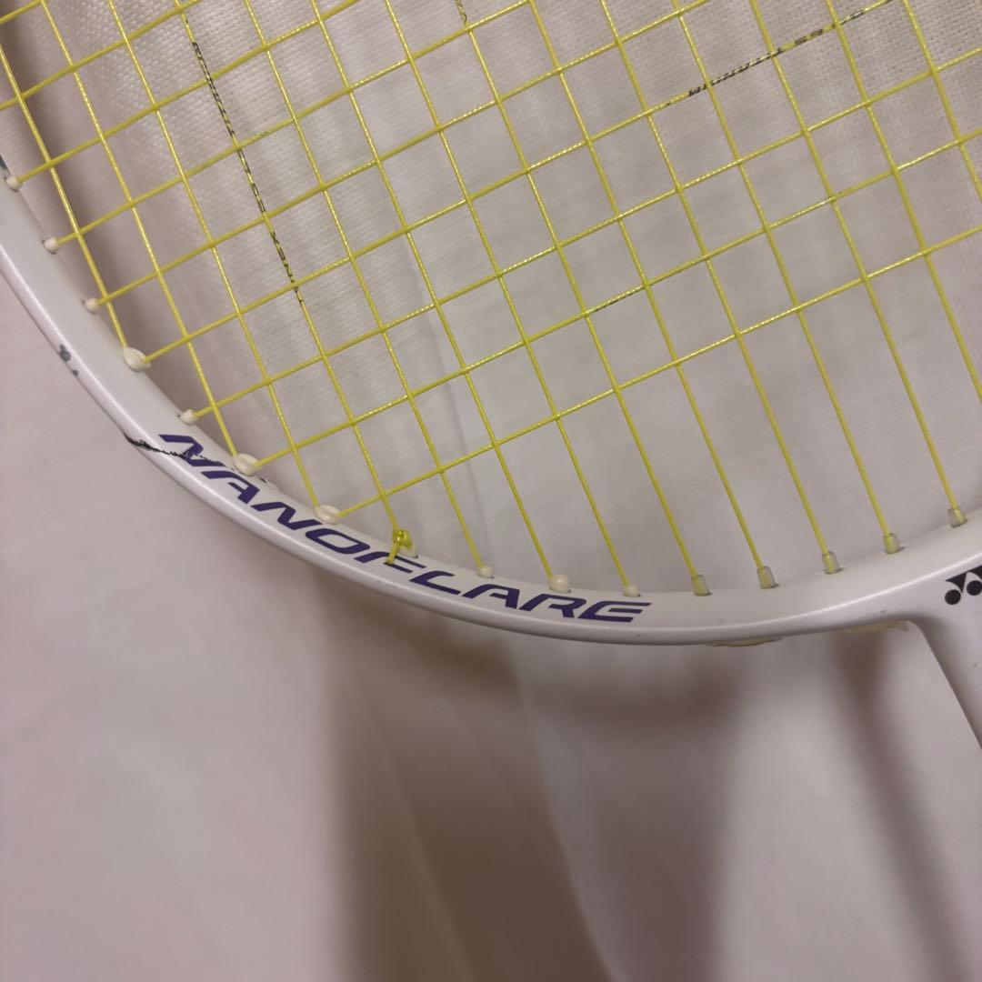 バトミントンラケット YONEX nanoflare300