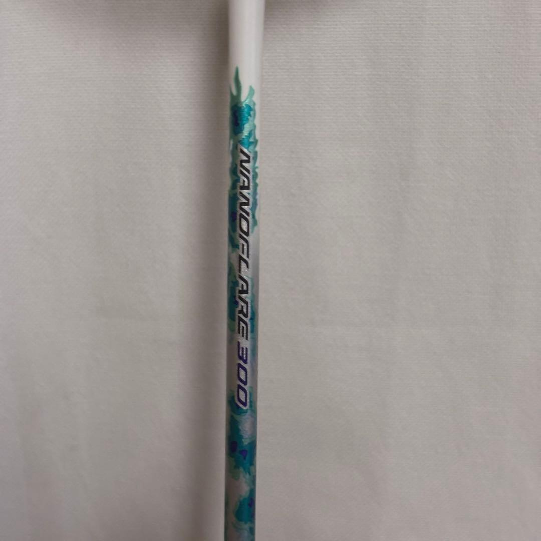 バトミントンラケット YONEX nanoflare300