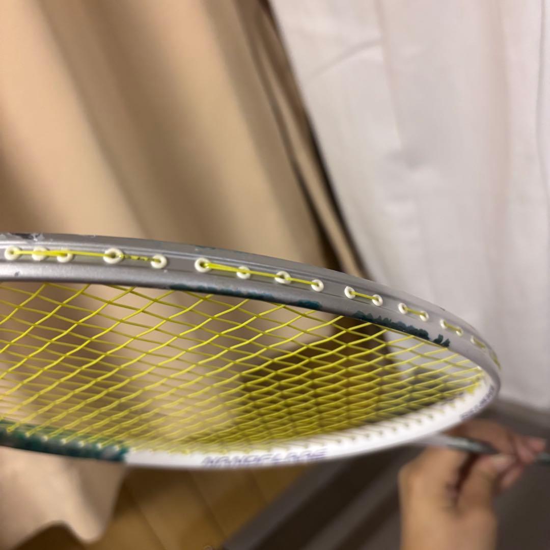バトミントンラケット YONEX nanoflare300
