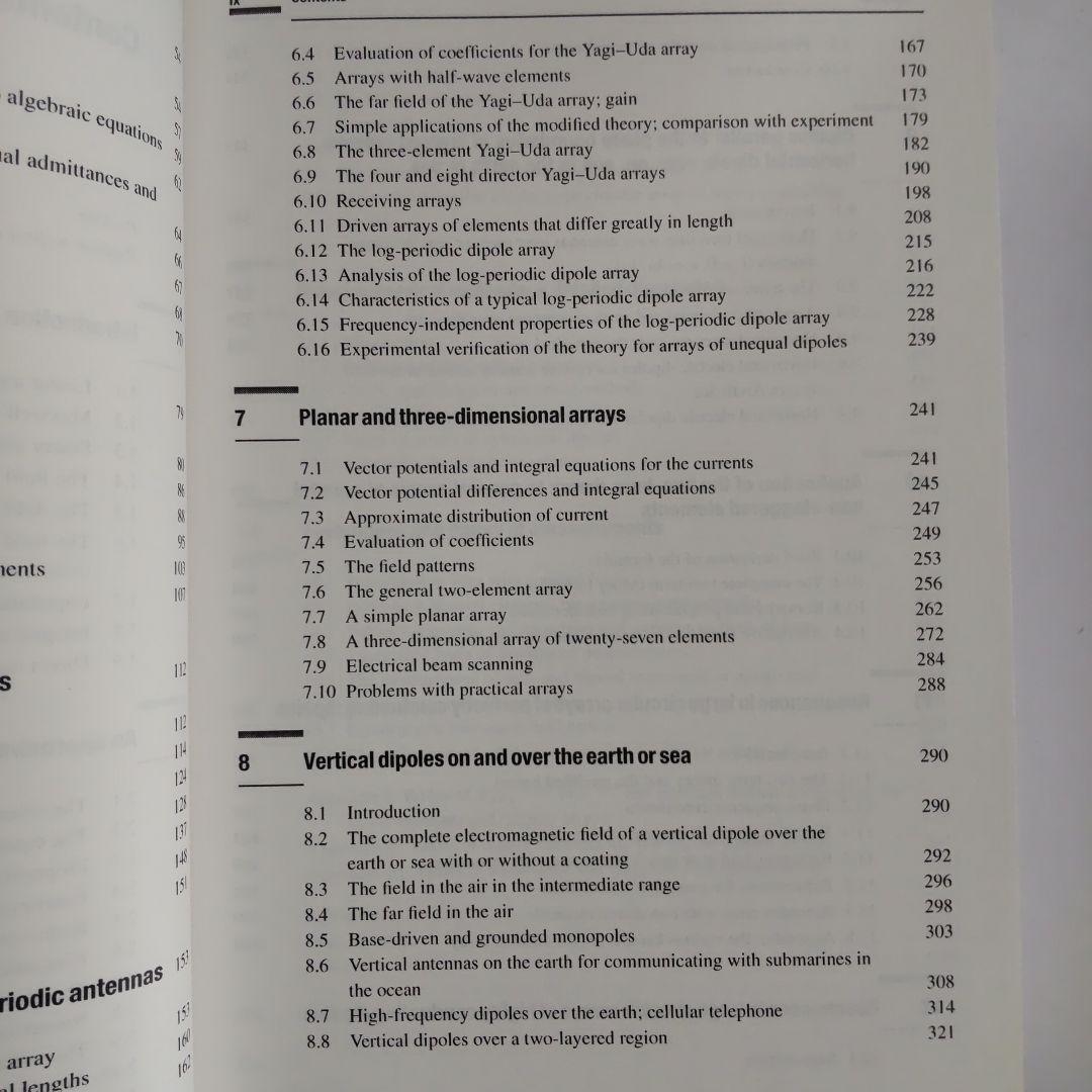 洋書 Cylindrical Antennas and Arrays