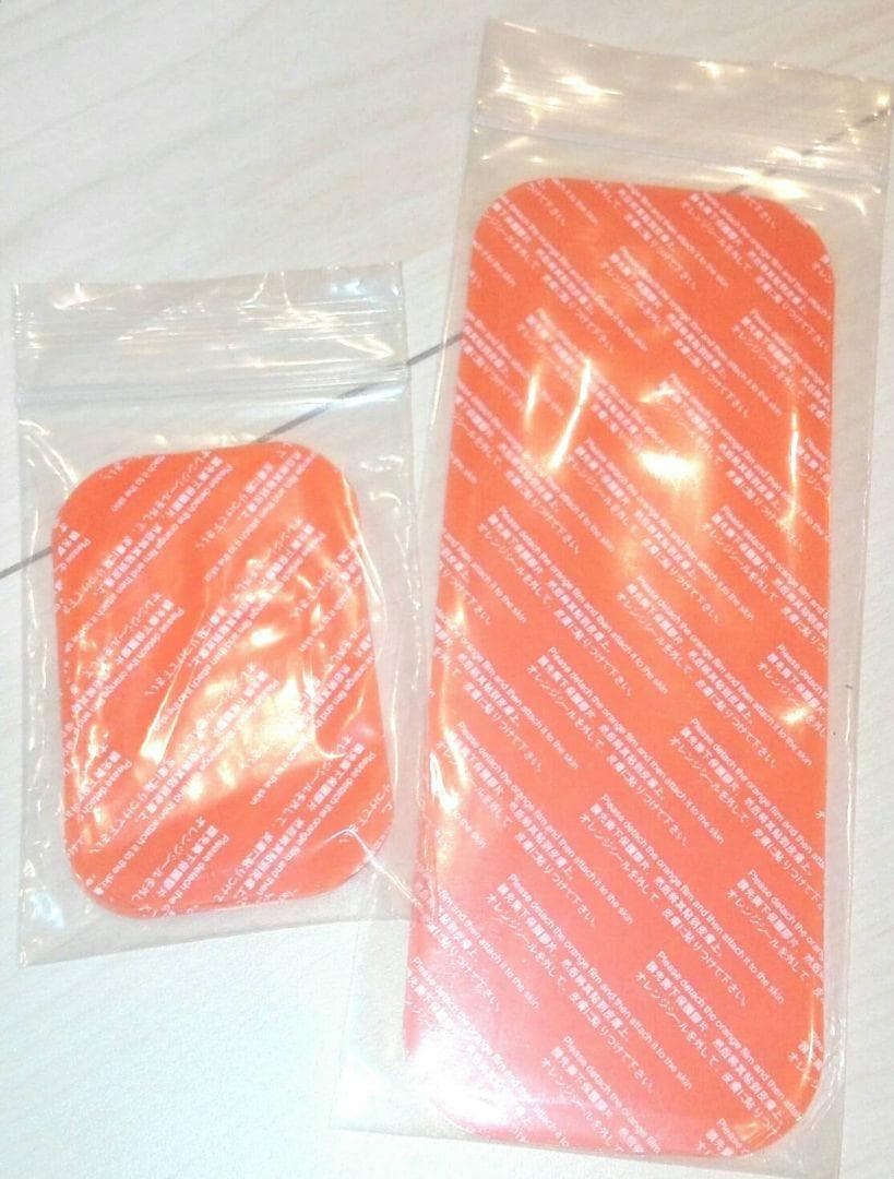 ①アブズベルトS/M/L 充電式　アプリ　シックスパッド SIXPAD