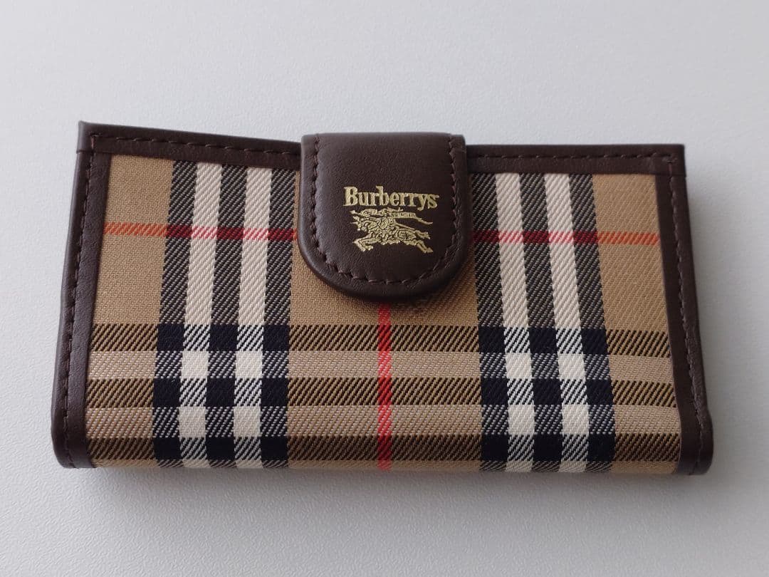 セール！未使用品　Burberry　バーバリー　チェック柄 4連キーケース