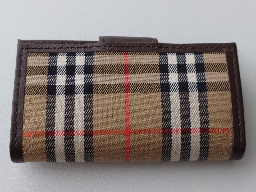 セール！未使用品　Burberry　バーバリー　チェック柄 4連キーケース