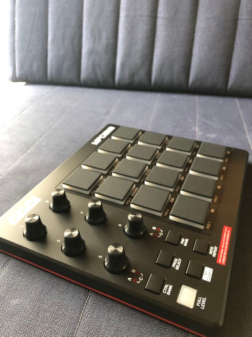 AKAI MPD218 拡張パッド