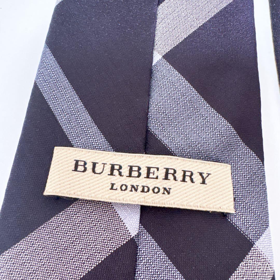 美品♡ Burberry バーバリー　チェック柄　ネクタイ　シル