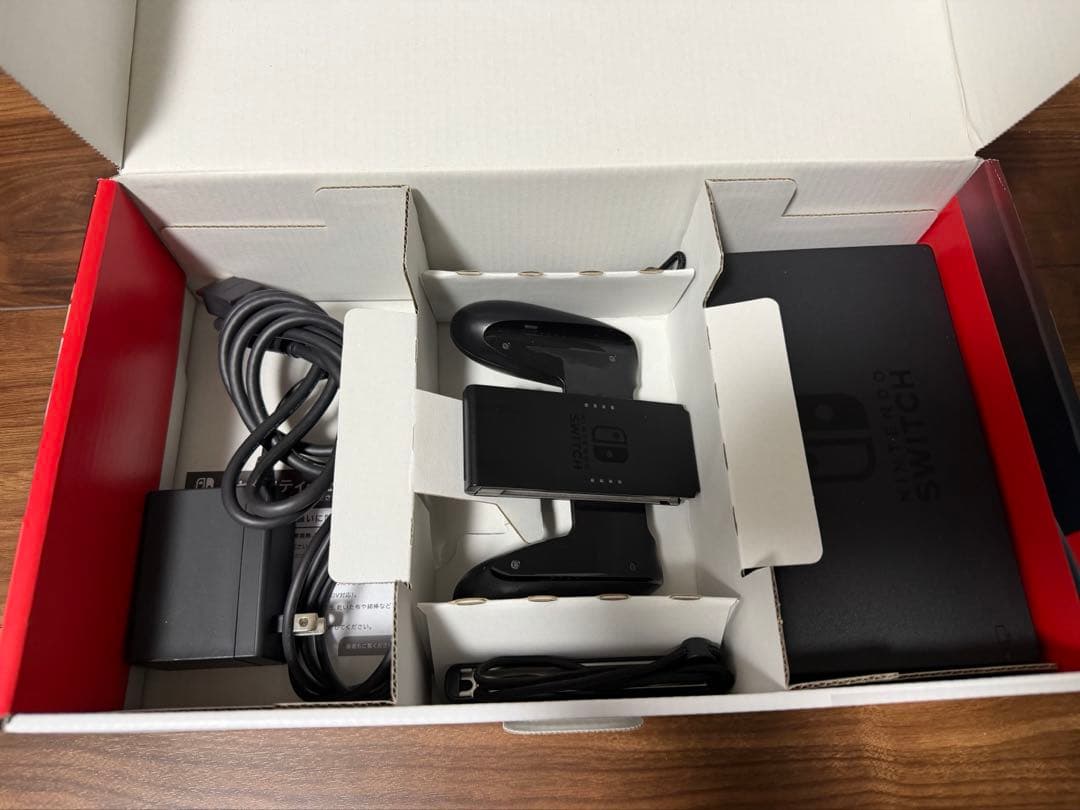 Nintendo Switch ネオンブルー/ネオンレッド 本体　美品