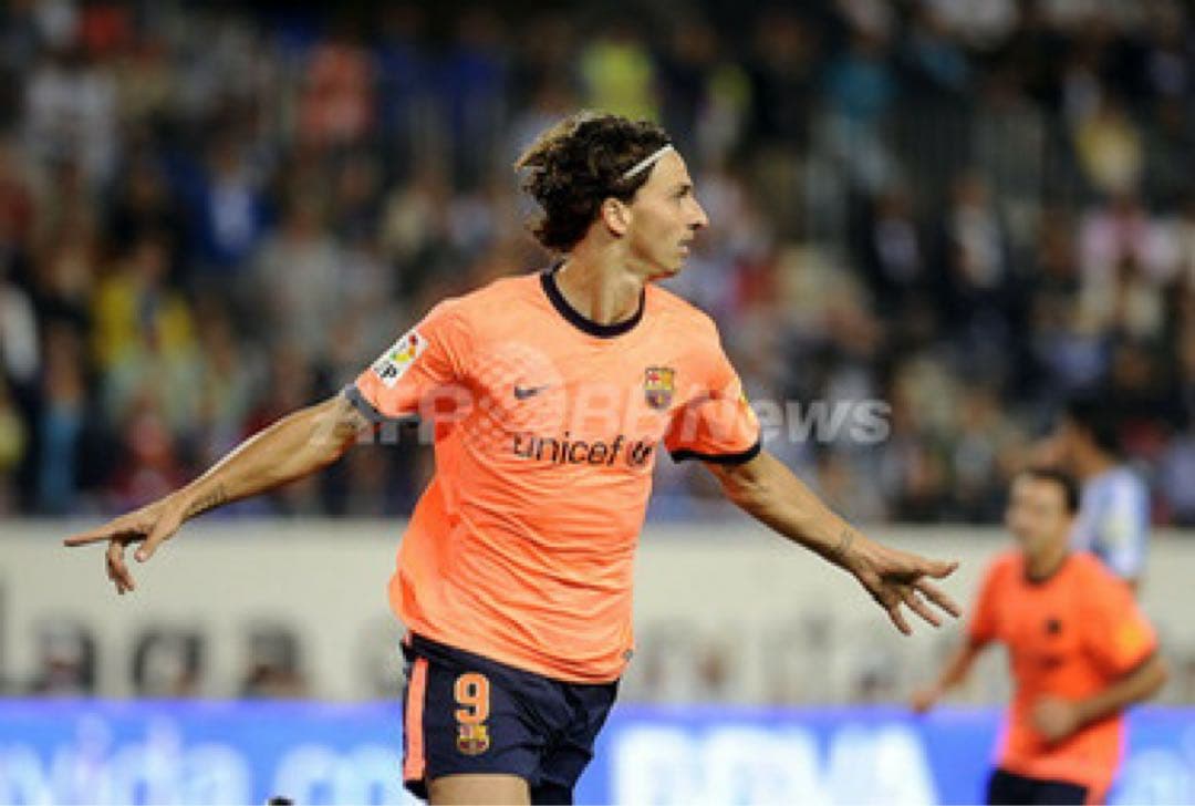 【超希少】イブラヒモビッチ バルセロナ9番 09/10シーズン　リーガパッチ付き