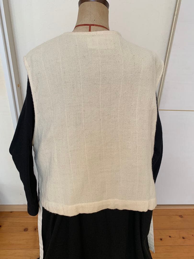 Khadi and Co Bess Nielsen アイボリーベスト
