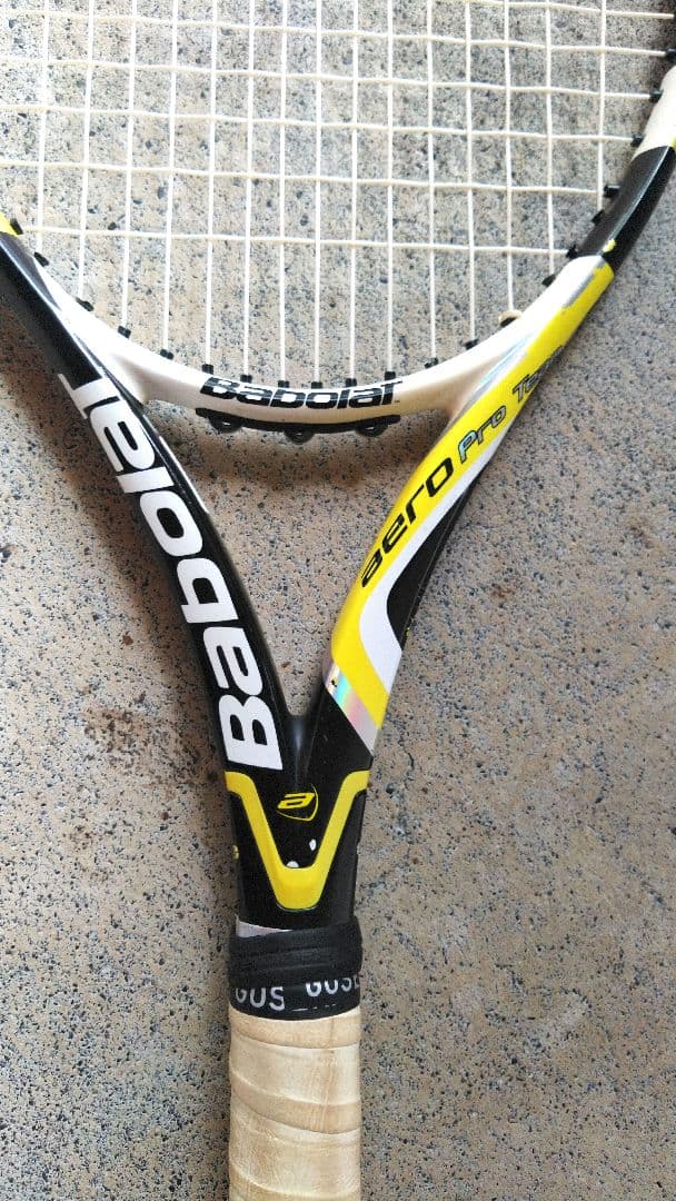 【Babolat】 Aero Pro 　バボラエアロプロ　テニスラケット　硬式