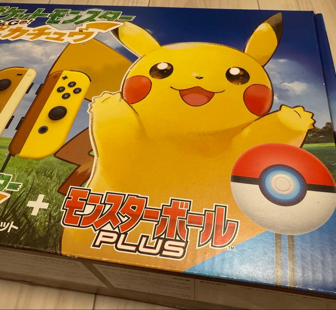 Nintendo Switch ピカチュウデザイン