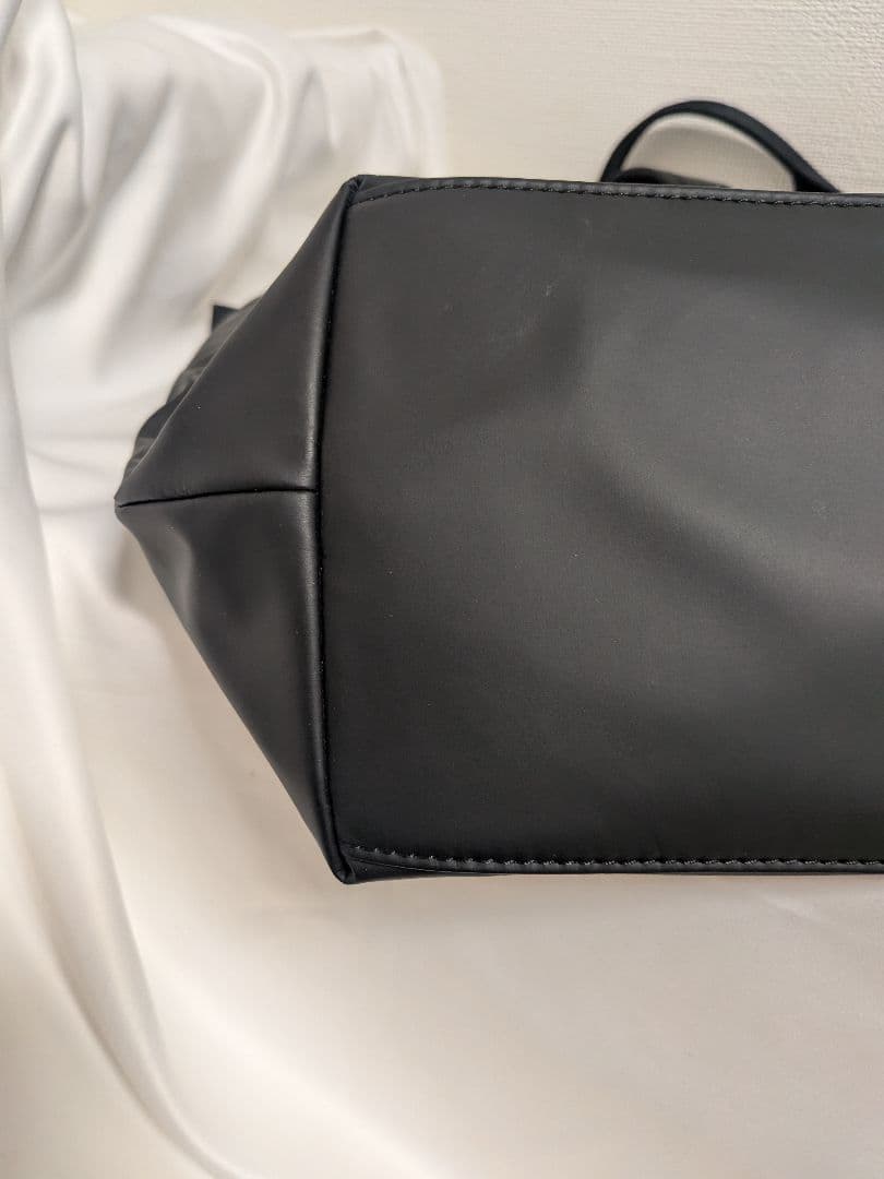 美品　DIESEL ブラック トートバッグ　防水