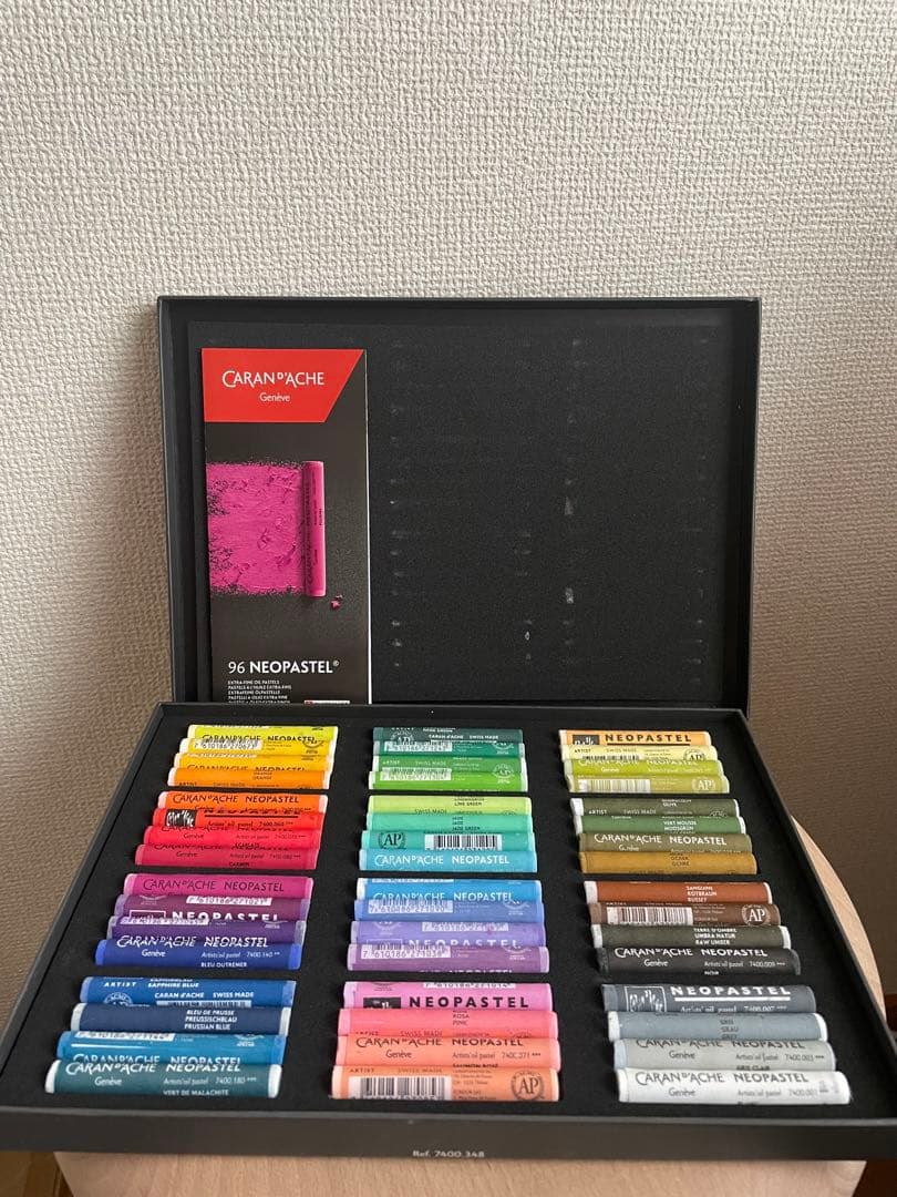 【新品未使用】ネオパステル　CARAN D'ACHE NEOPASTEL 48色