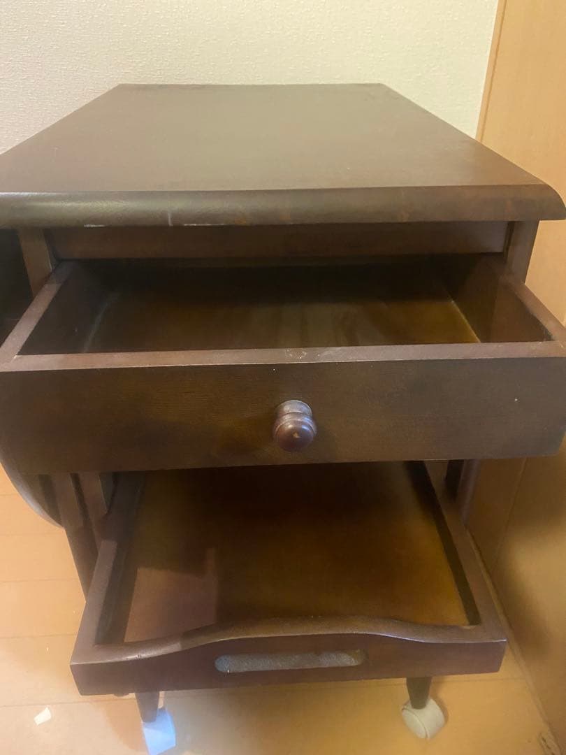 バタフライワゴン ニトリ