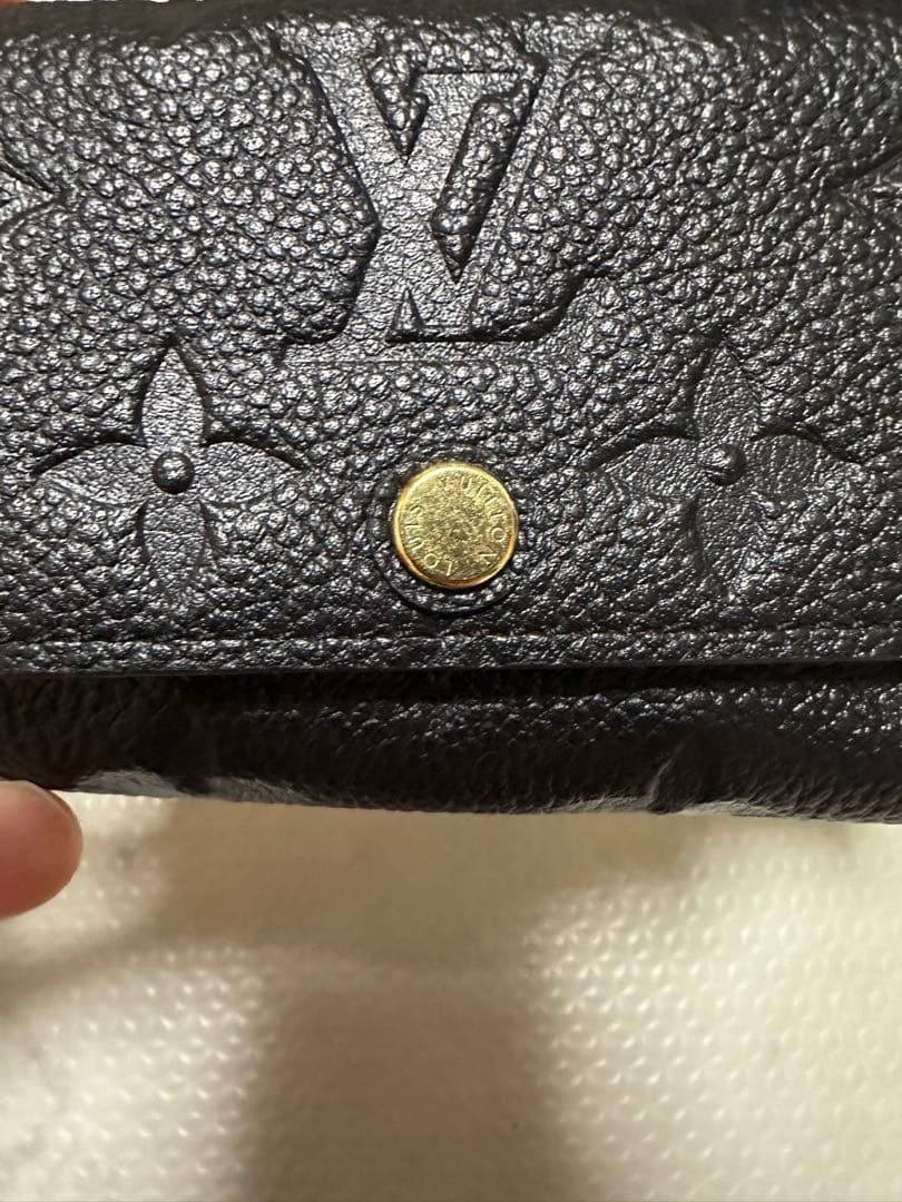 LOUIS VUITTON ブラックキーケース
