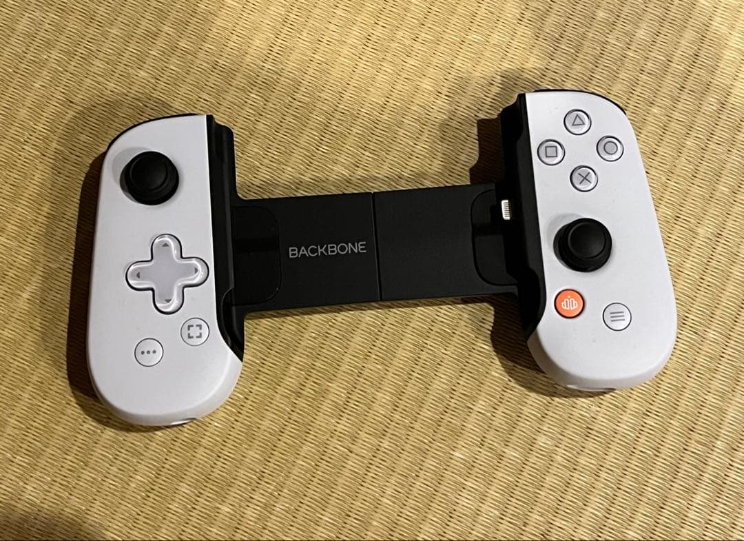 Backbone one ホワイト 第2世代 Lightning