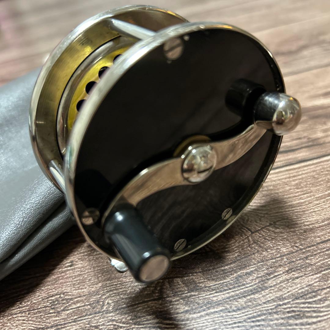 スェーデンハンドメイド　ボーモーリンno.8994 リール 収納袋付き