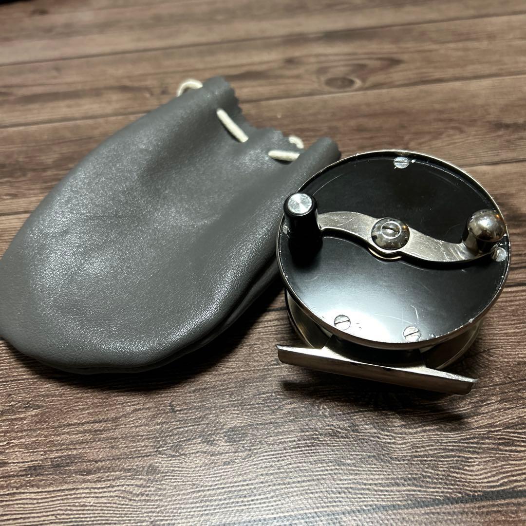 スェーデンハンドメイド　ボーモーリンno.8994 リール 収納袋付き