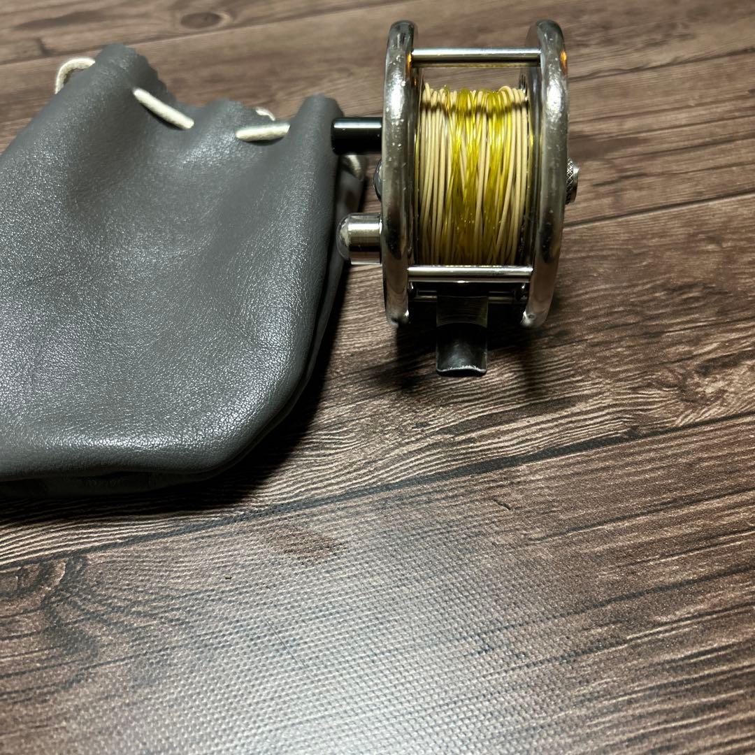 スェーデンハンドメイド　ボーモーリンno.8994 リール 収納袋付き