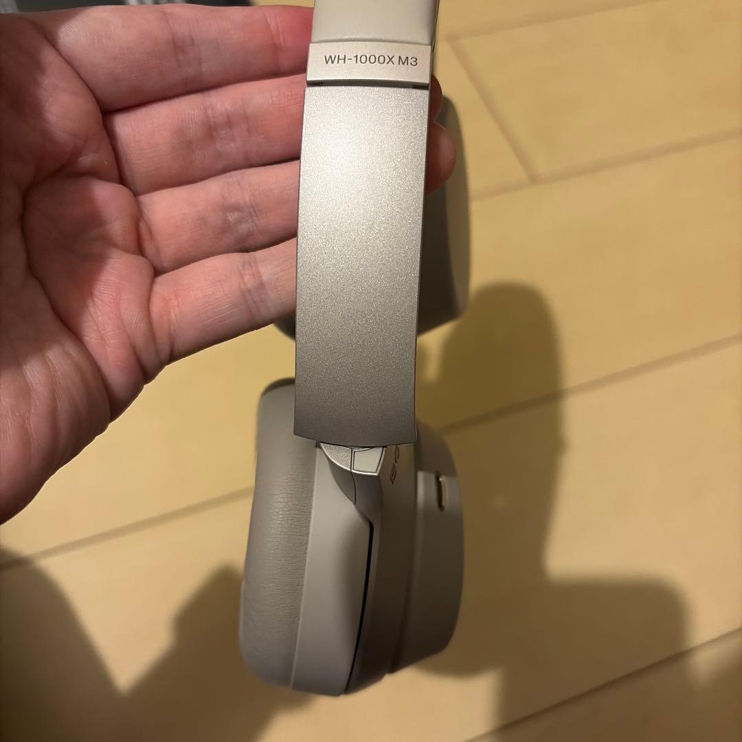 SONY WH-1000XM3 ワイヤレスヘッドホン シルバー