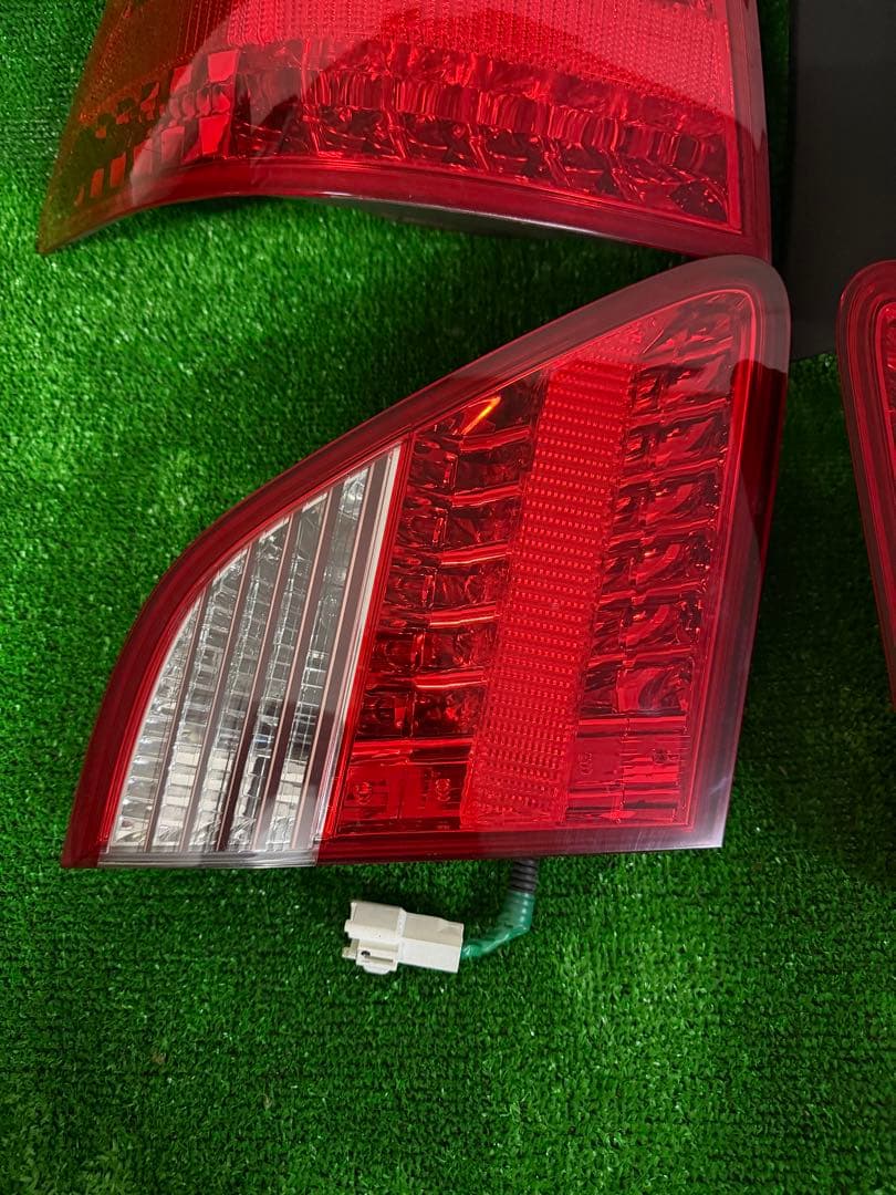パーツ Crown GRS180 Genuine LED Tail Lights