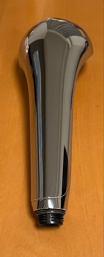 リファシャワーヘッドとアダプター　ReFa