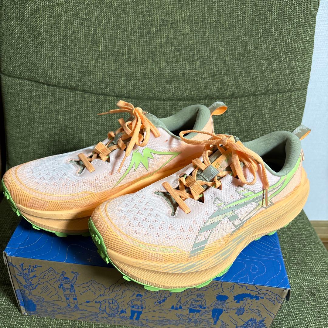 アシックス・トラブーコマックス4 28，0センチ