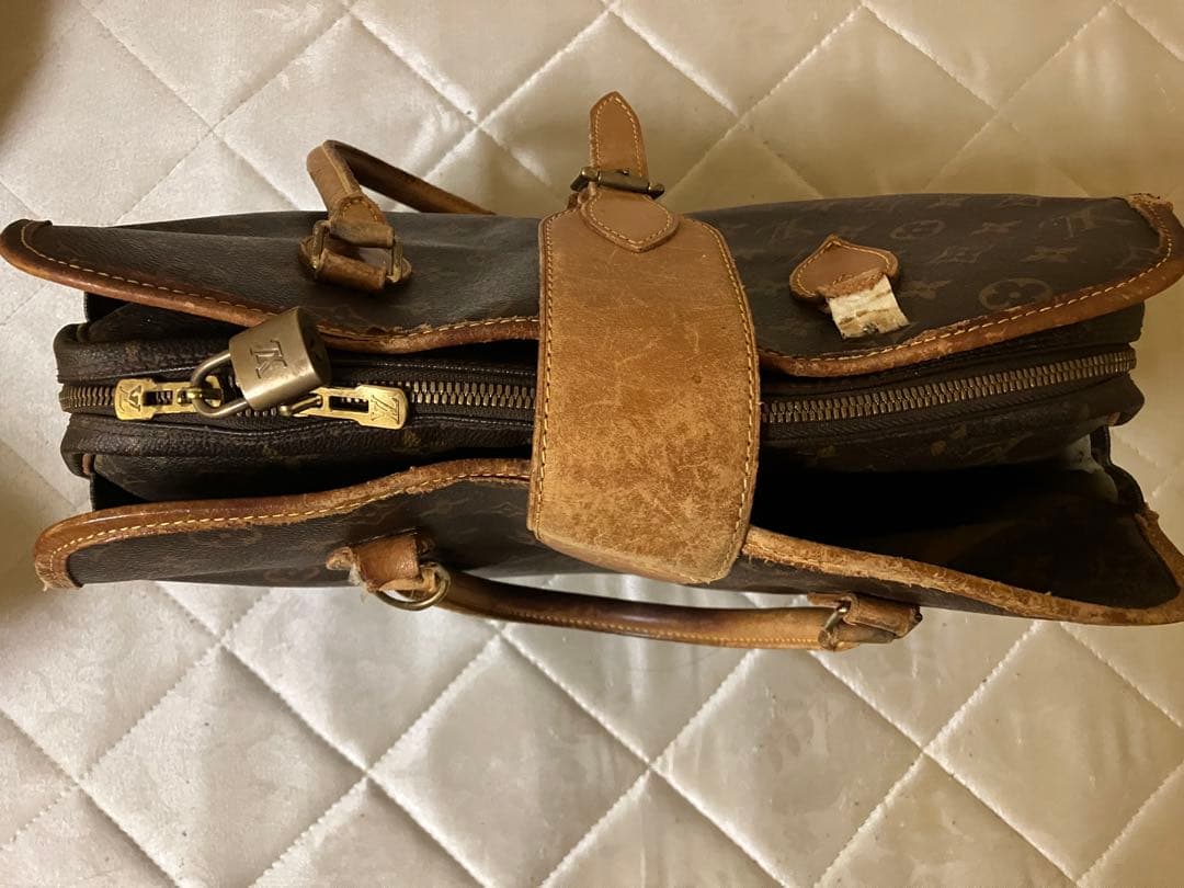 d*3様 Louis Vuitton モノグラム ハンドバッグ　リヴォリ　ジャン