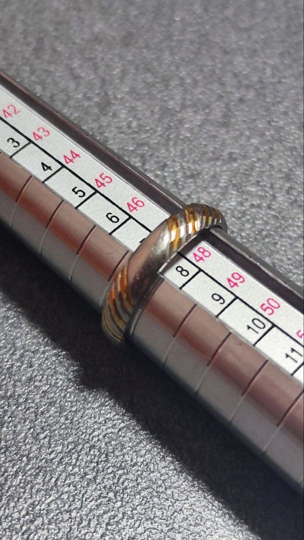 K18 pt850 ツイストデザインリング 金 プラチナ