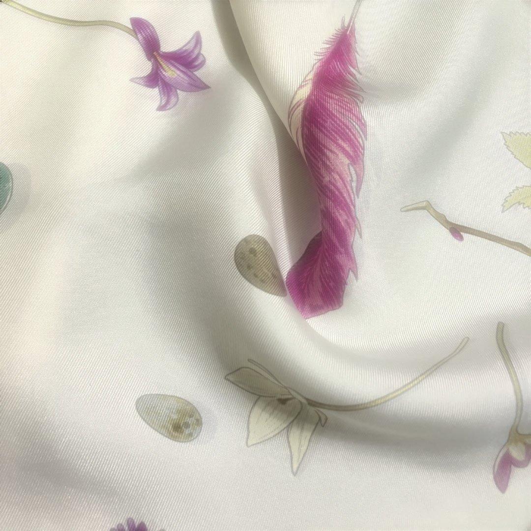 HERMÈS FLEURS et PLUMES スカーフ　　90