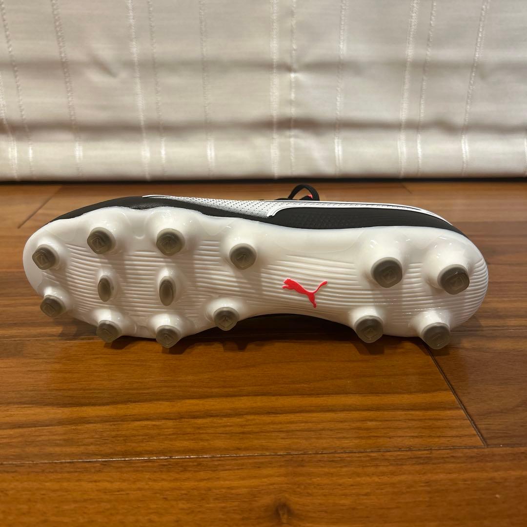 Puma King Ultimate HG サッカーシューズ